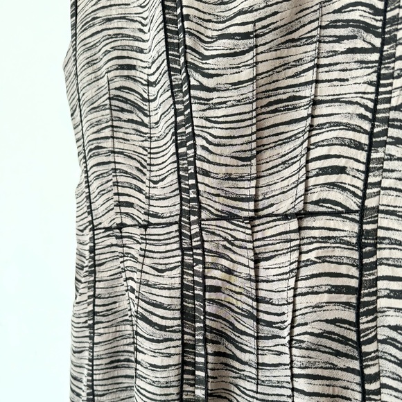 Lafayette 148 New York animal print fitted dress with bateau neckline - Picture 8 of 10